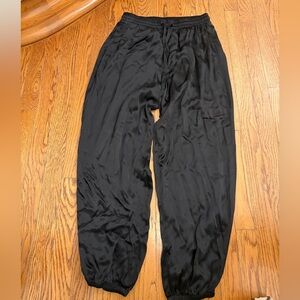 NATION Black Jogger Pants
Size: Small